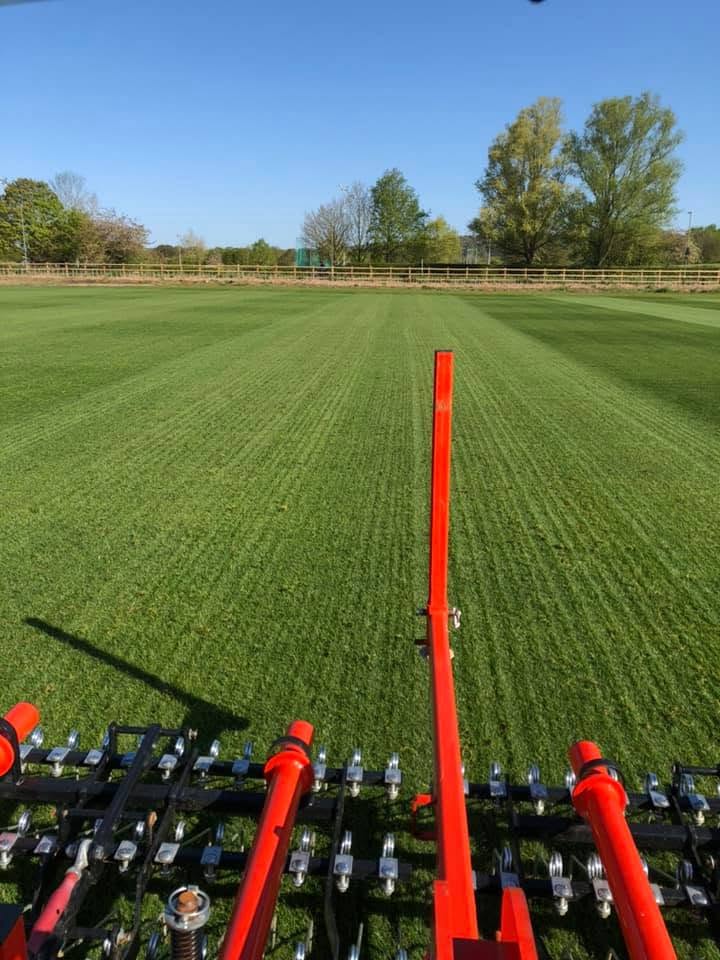 aeration, spraying or renovation machinery